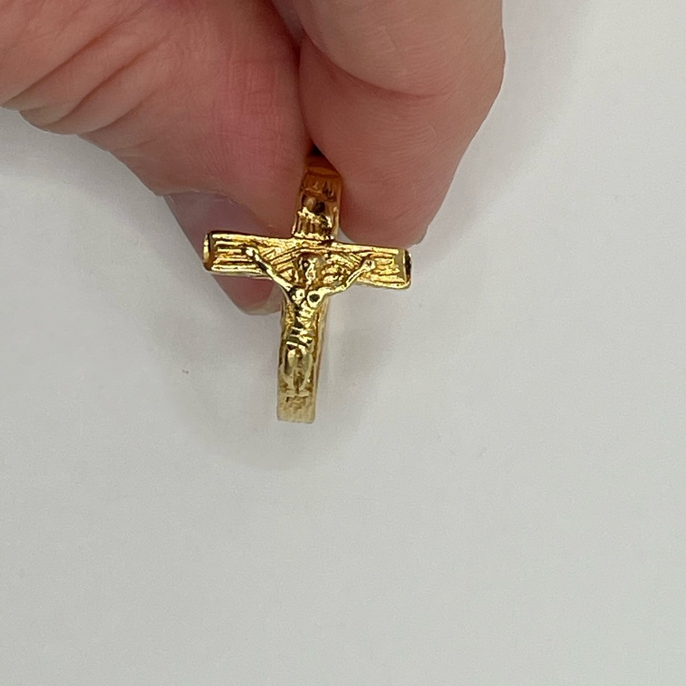 Crucifix Ring - Picture 5 of 6